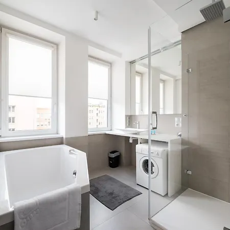 Apartamento Zelazna Urban Comfort By Bookinghost