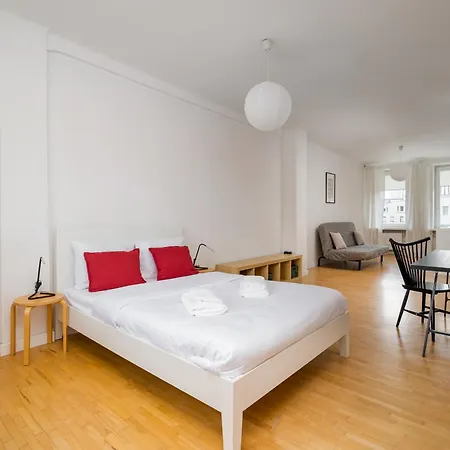 Apartamento Zelazna Urban Comfort By Bookinghost Varsóvia