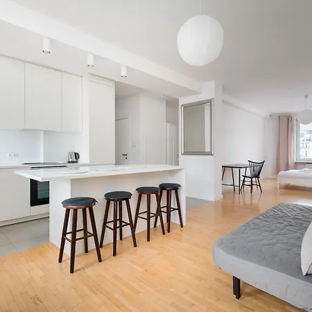 Zelazna Urban Comfort By Bookinghost Apartamento