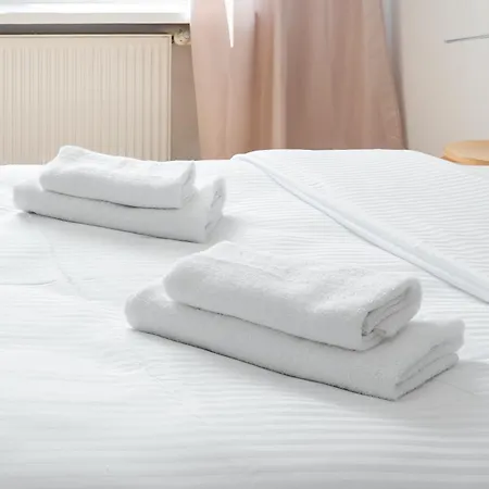 Apartamento Zelazna Urban Comfort By Bookinghost